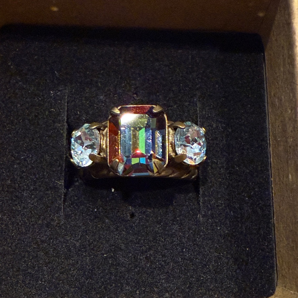 Sorrelli Gold Ring with Multicolor Gemstones